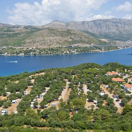 Kompleks wypoczynkowy Solitudo Sunny Camping By Valamar 3*